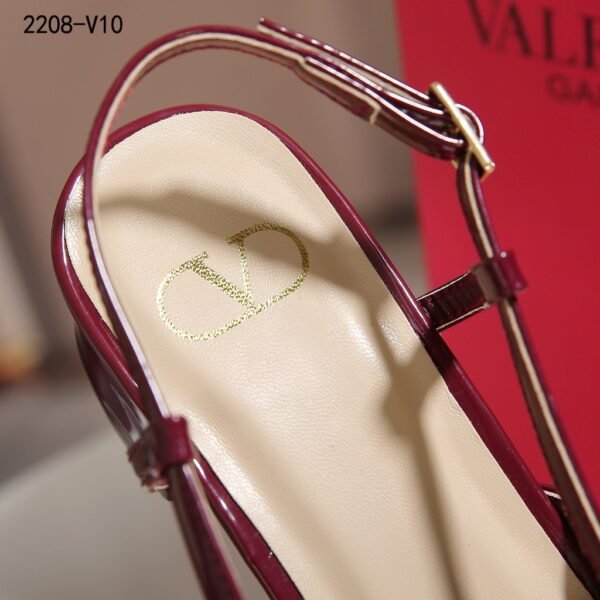 VALENTINO GARAVANI 2208-V10 SANDAL (F) - Gambar 9