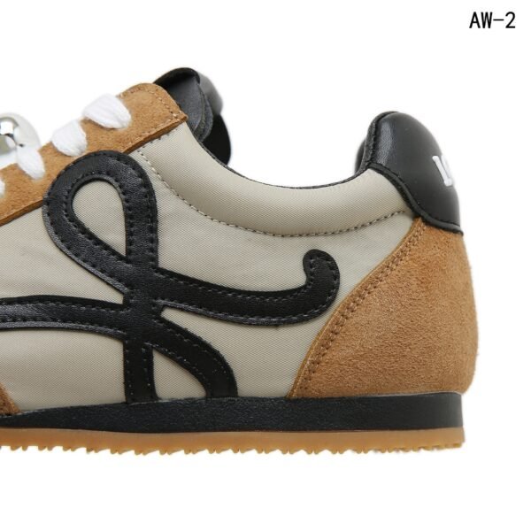 LOEWE AW-2 BALLET RUNNER (F) - Gambar 10